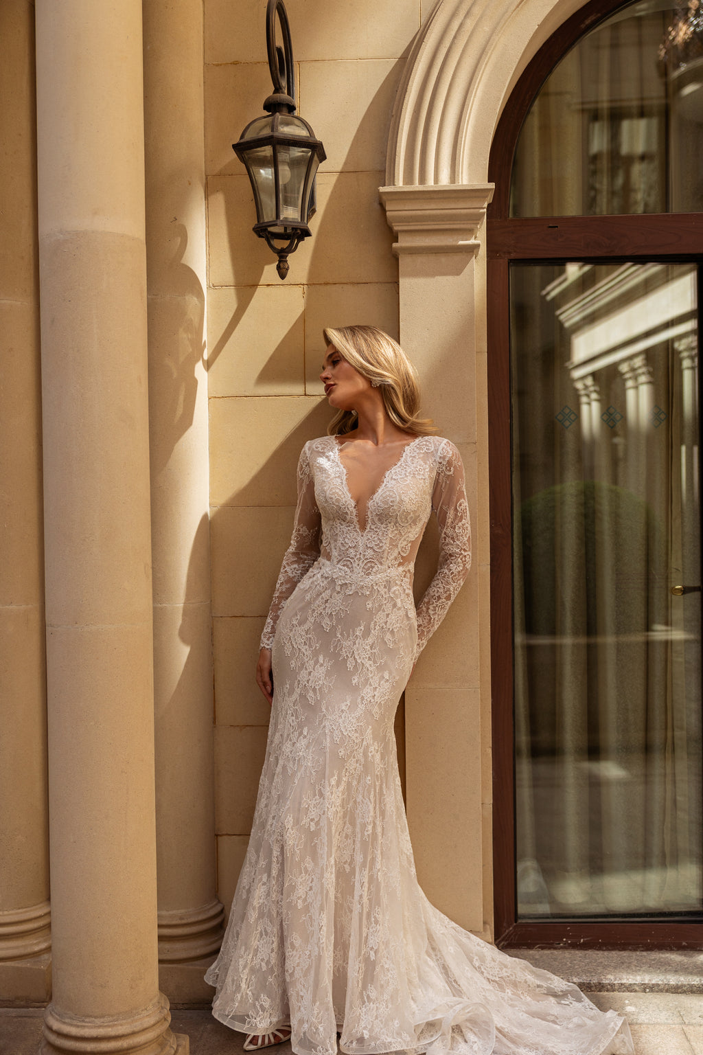Wedding dress SHTEFI