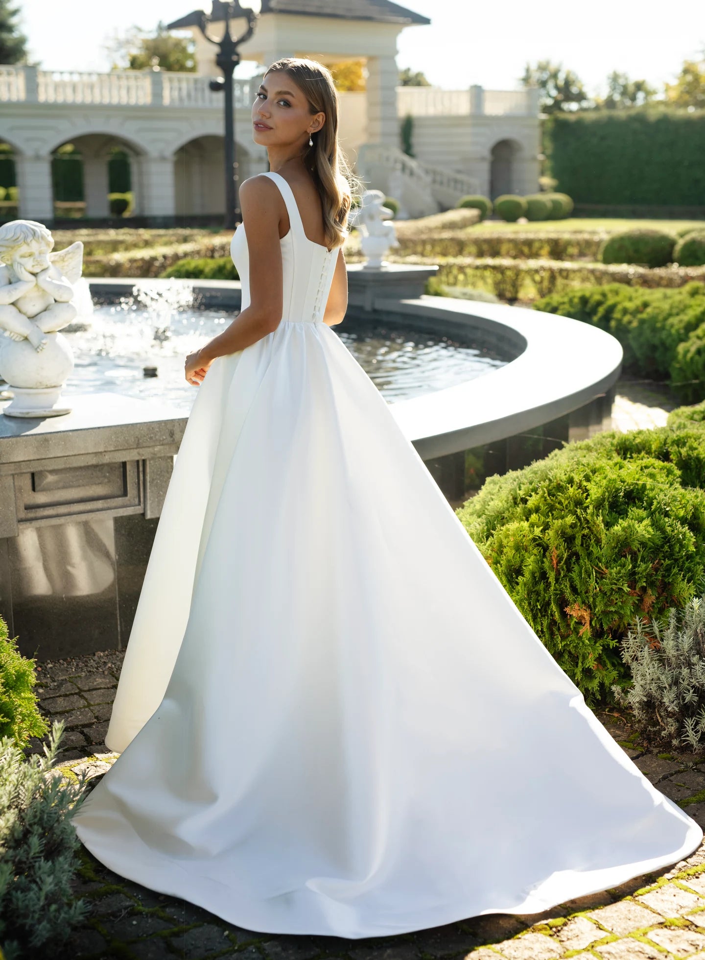 Wedding dress EVA